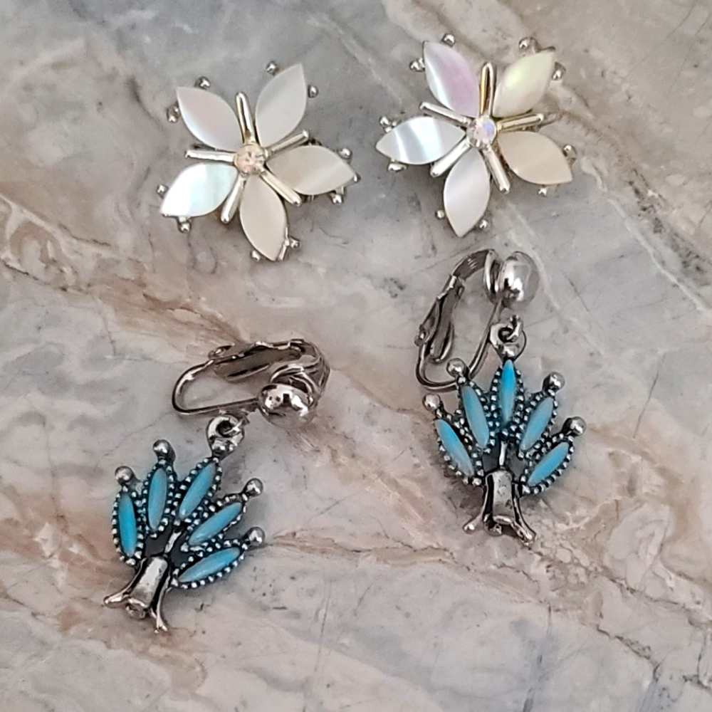 Vintage 1960's Clip on earrings